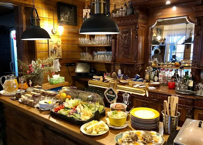 Maxmillian & Restaurant Vendégház 3*