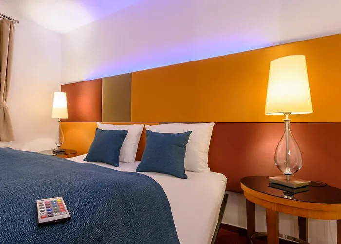 Maxmillian & Restaurant Pensjonat 3*